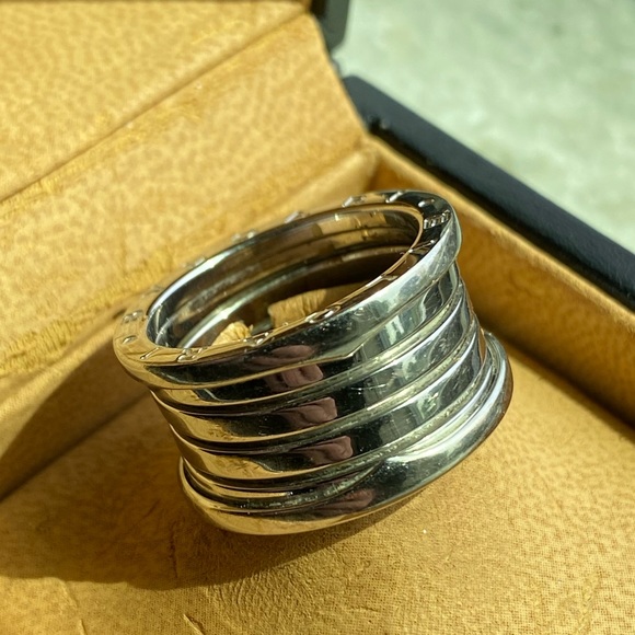 FABULOUS  BULGARI 18KT WHITE GOLD B.ZERO1 RING - Picture 2 of 14